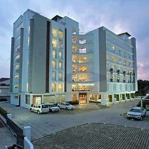 The Silvertips Hotel